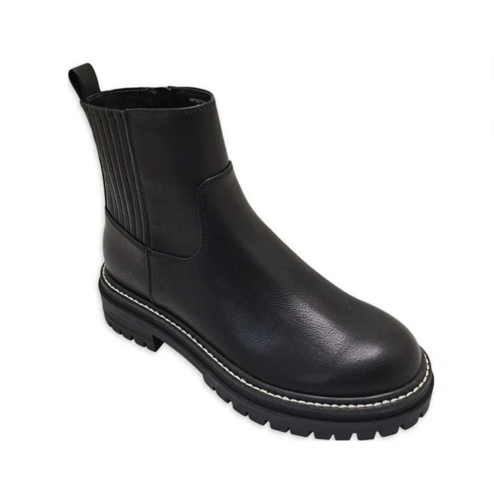 Women's Lug Chelsea Boots With Memory Foam Black Size 8.5✨✨